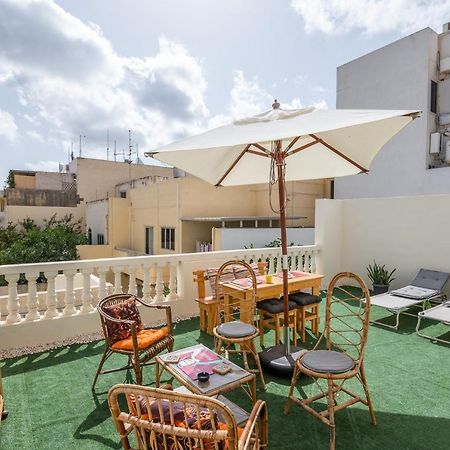 Close To Airport, Double Bedroom, Sofa-Bed, Private Bathroom For Adults And Children Aged 10 And Over Only Gudja Buitenkant foto