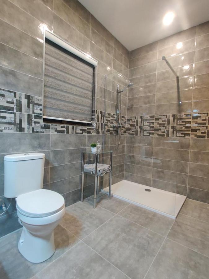 Close To Airport, Double Bedroom, Sofa-Bed, Private Bathroom For Adults And Children Aged 10 And Over Only Gudja Buitenkant foto