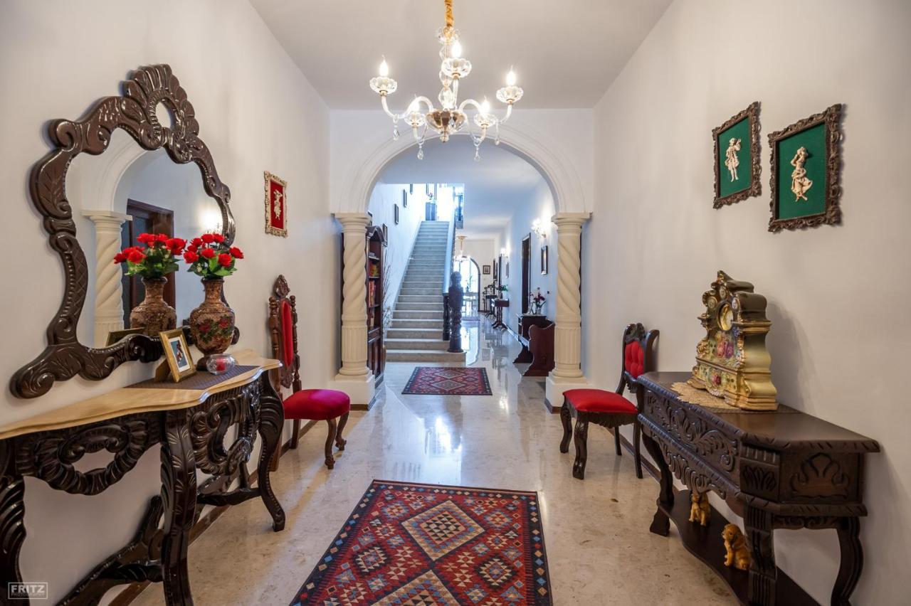 Close To Airport, Double Bedroom, Sofa-Bed, Private Bathroom For Adults And Children Aged 10 And Over Only Gudja Buitenkant foto
