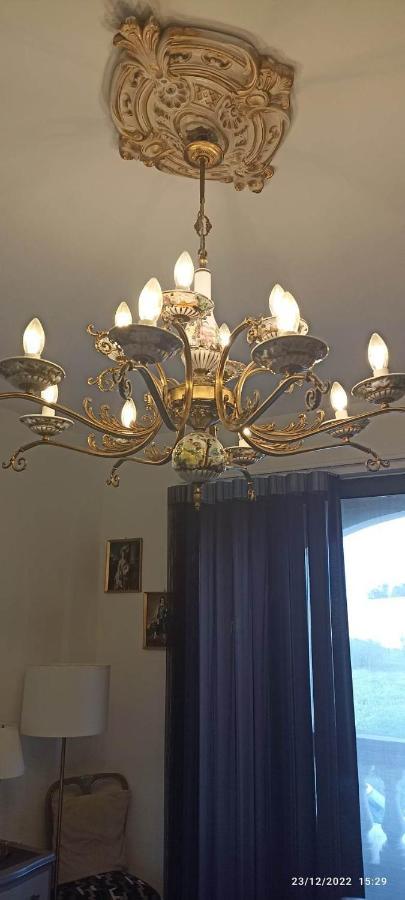 Close To Airport, Double Bedroom, Sofa-Bed, Private Bathroom For Adults And Children Aged 10 And Over Only Gudja Buitenkant foto